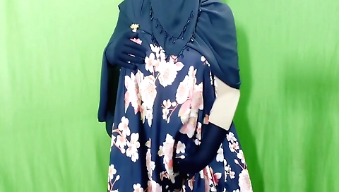 Indian housewife fucked in amateur solo porn video