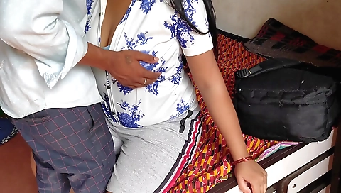 Indian big-assed ghar mein aakar bhabhi ko hi chod diya