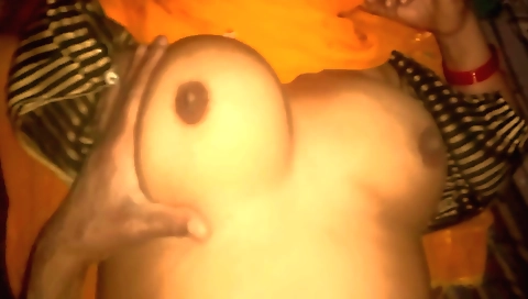 Indian mature gets pounded in her ass in her village