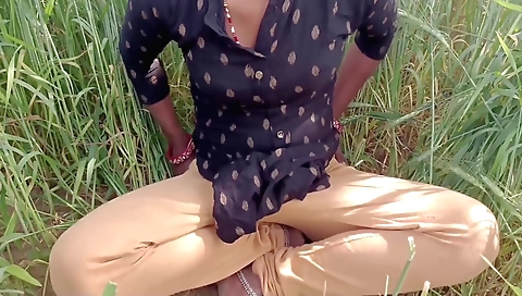 Stepdaughter makes a blowjob with stepfather in homemade vid