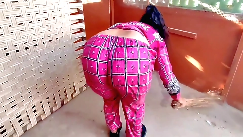 Indian amateur brunette gets a big ass and cum in the porn clip