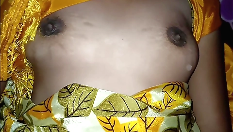 Amateur couple fucked and fucked in bed in the bed