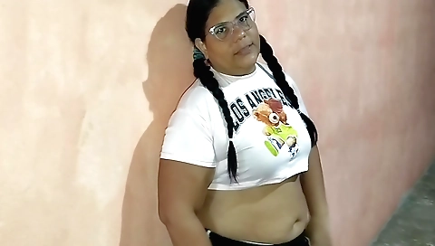 Amateur mature brunette gets fucked by her husband