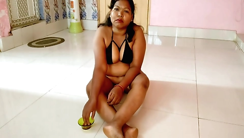 Indian housewife plays with her small pussy in a solo video
