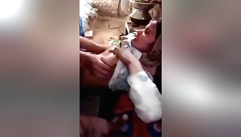 Indian woman in amateur porn with beautiful curves and sexy body