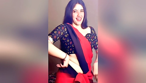 Red blouse brunette with a hot pussy in the bathroom