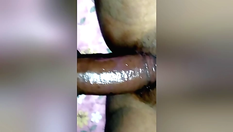 Indian hairy babe with natural curves and thick boobs