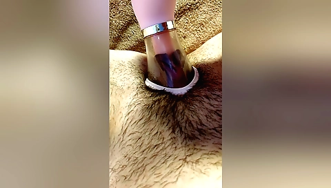 Indian amateur beauty is getting fucked with a vibrator