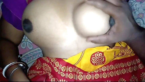 Indian girl gives a handjob in her amateur porn scene