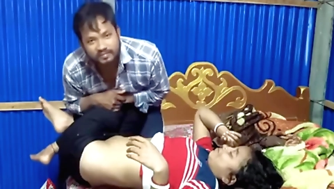 Indian brunette babe doing awesome hardcore sex on the bed