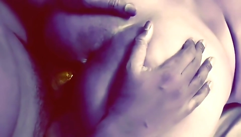 Indian mature woman fucked with her husband in the bedroom