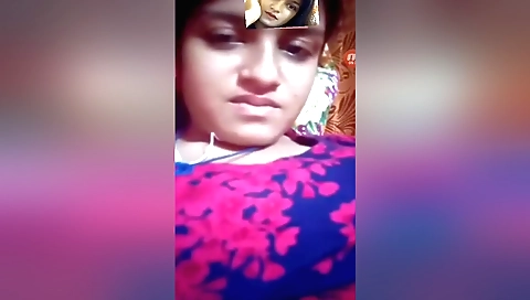 Wonderful horny brunette show on homemade solo vid