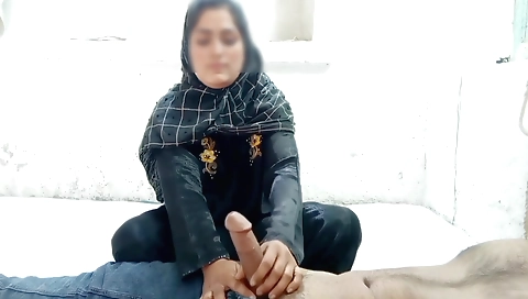 Amateur big ass blonde with sexy lingerie gets fucked hard