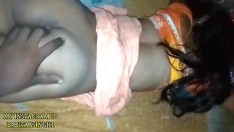 Indian babe with a sexy smile sucks and rides a dick