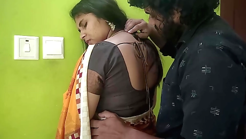 Indian girl with a big ass gets her lips locked up