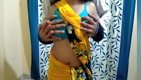 Indian college girl with a sexy body loves to fuck