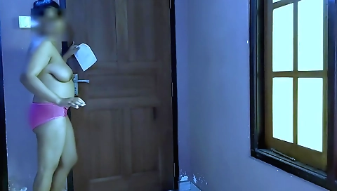 Indian woman with big boobs got caught giving a blowjob