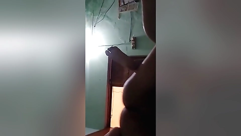 Indian teen gets fucked in her sexy pussy in homemade vid