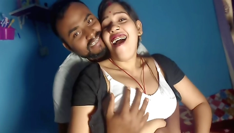 Indian wife with a big pussy in amateur porn video