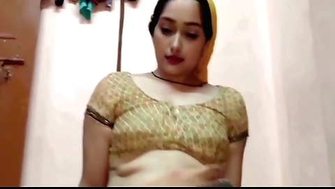 Hottie fuck in her own stepsmomma by her own husband