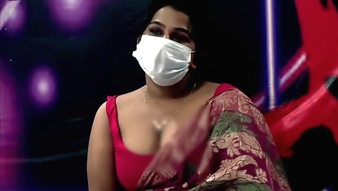 Indian girl with a sexy body has a big pussy fucked